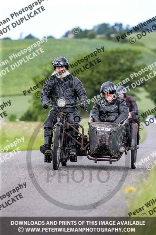 Vintage motorcycle club;eventdigitalimages;no limits trackdays;peter wileman photography;vintage motocycles;vmcc banbury run photographs